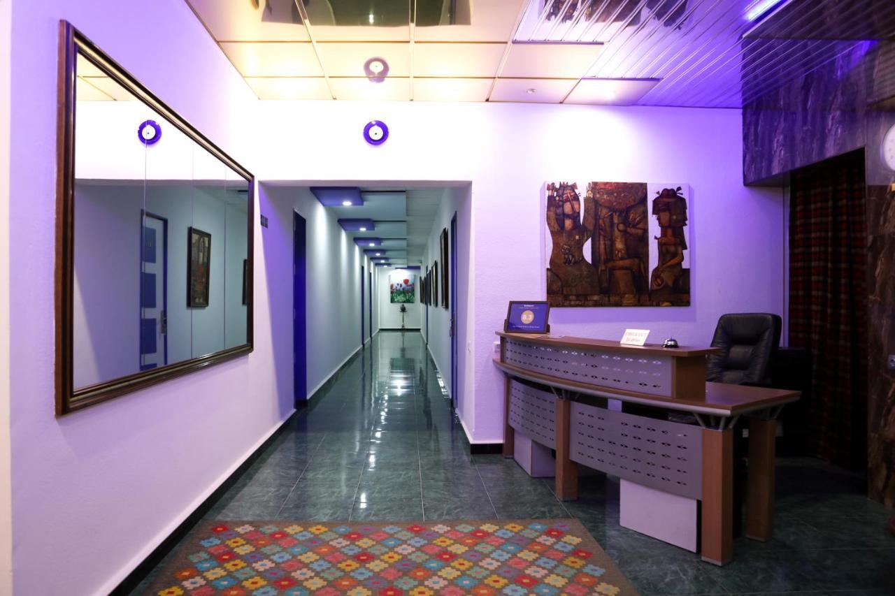 Hotel No Problem Erivan Exterior foto
